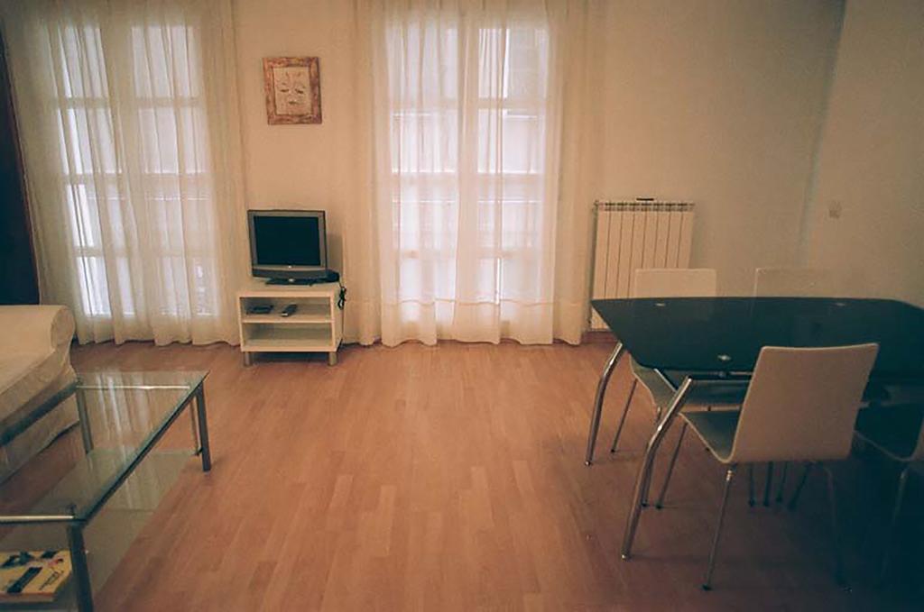Apartamentos Auhabitat Zaragoza, Edificio De Apartamentos Turisticos Room photo